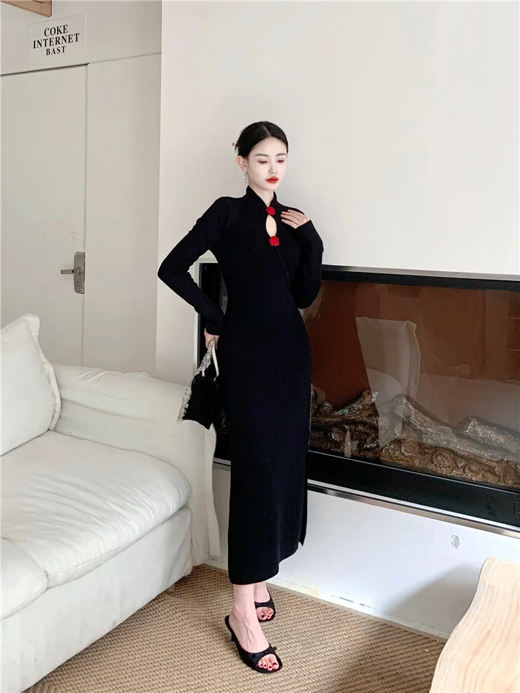 7820 Abito lungo dimagrante in vita con spacco scavato floreale con colletto cheongsam in tinta unita nuovo stile cinese primaverile