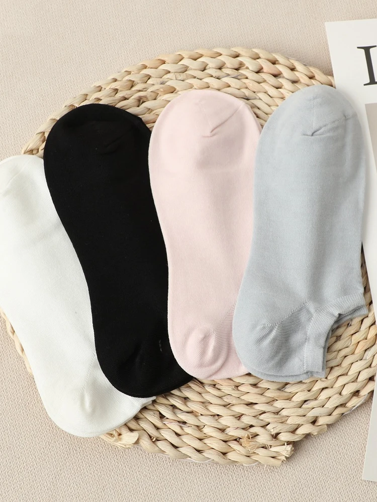 Birdtree, 5pairs 80% Silk Socks, Comfortable Durable Solid Color Men's Women's Breathable Elastic Boat Socks, 2026 New A62933JF
