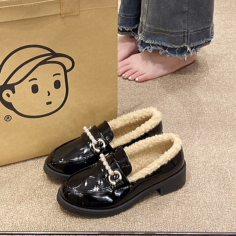 

​​Women's Fur-Lined Loafers Winter 2025 New - Classic Black Thick-Soled Slip-On Leather Boots Anti-Cold Casual &Work Ankle Boots