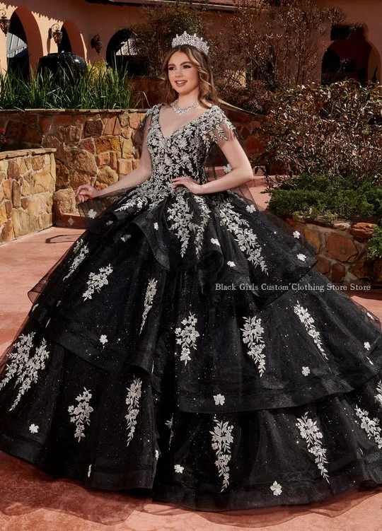 Vestido de quinceañera de princesa brillante, corsé con cuello en V exquisito, apliques de lentejuelas con cuentas, vestido de baile con volantes, 2024