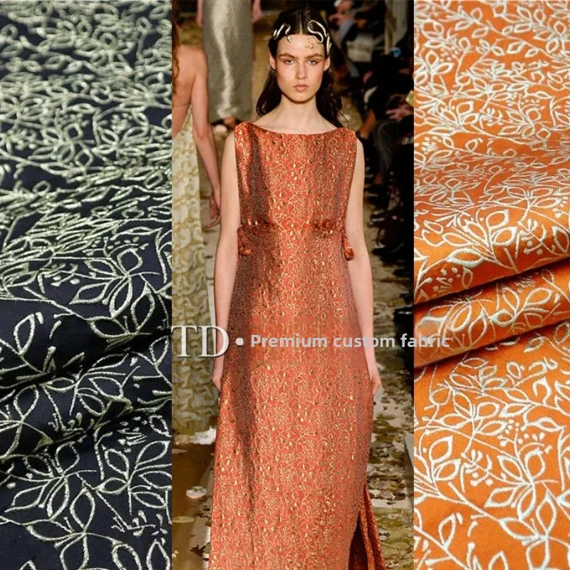 

Gold Line Brocade Jacquard Fabric Yarn Dyed Dress Suit Coat Clothing European Brand Fashion Design Sew Wholesale Material Cloth