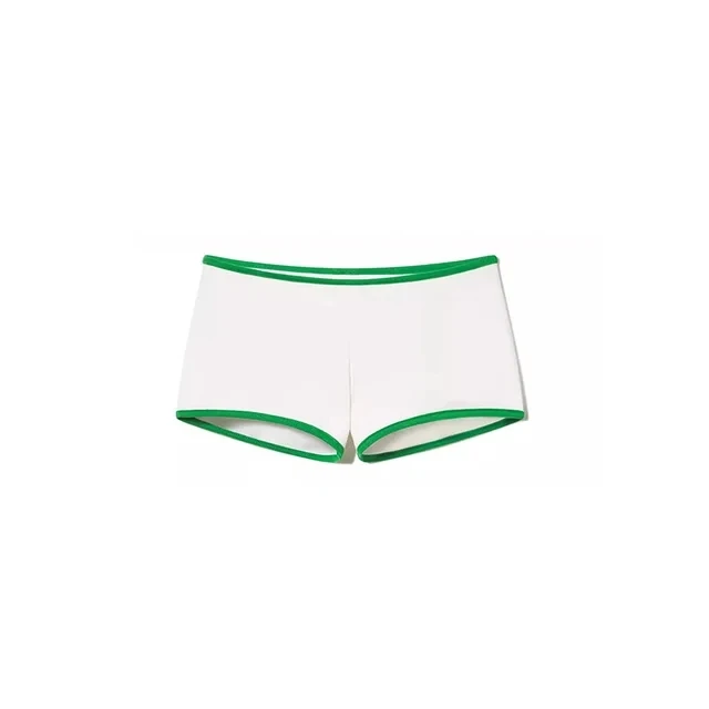 تي شيرت مطبوع بألوان متباينة أبيض وأخضر ، شورت مسطح بخصر منخفض ، بدلة غير رسمية ، جمالية برازيلية ، Y2K ،