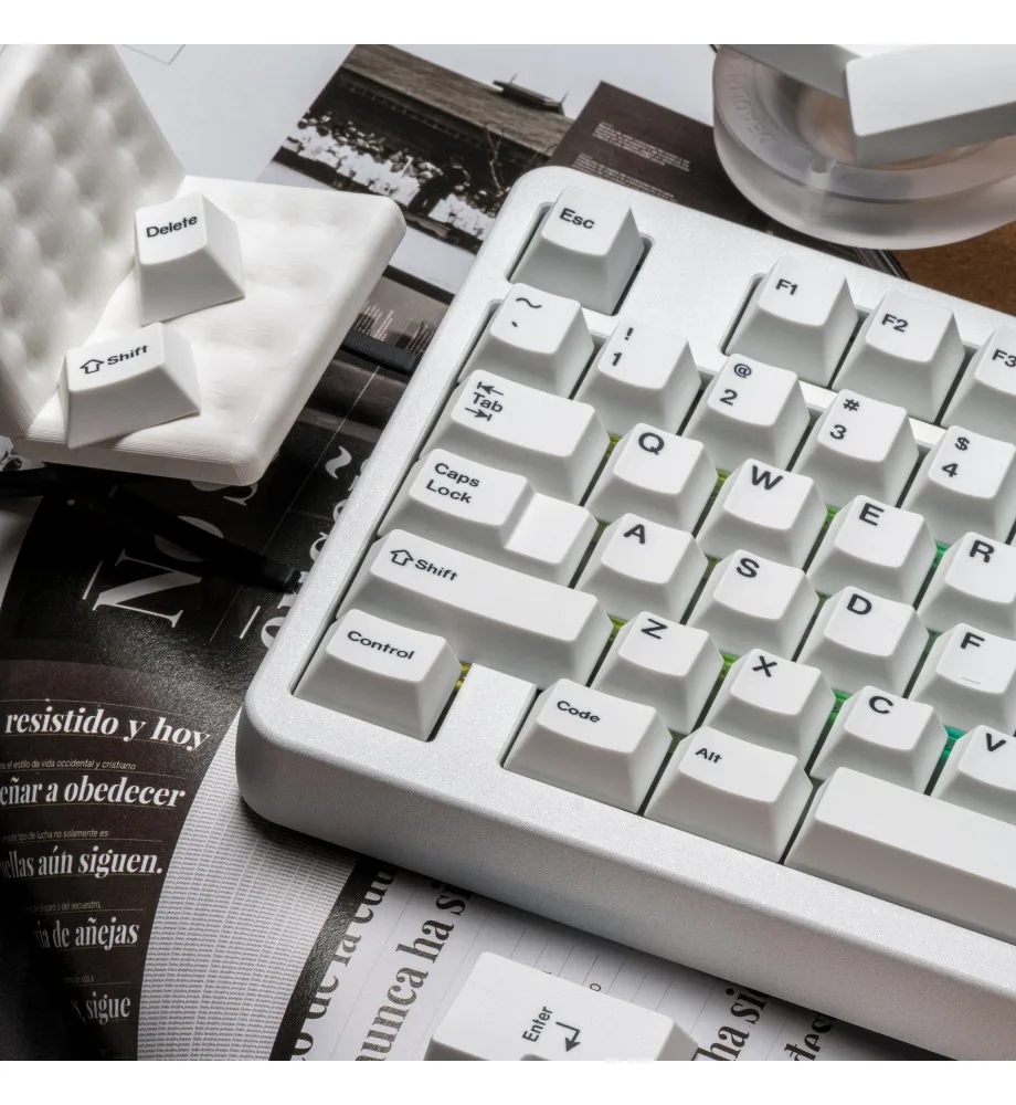 Keycap minimalist style Original PBT sublimation process Adapted to mechanical keyboard Computer customization