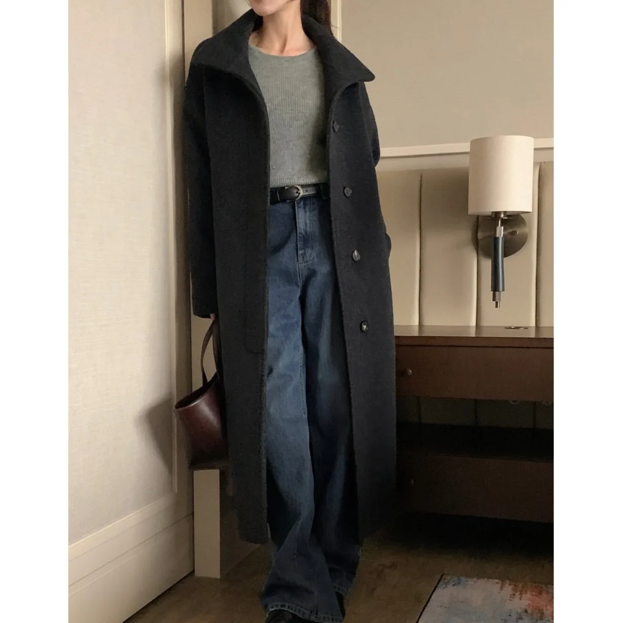 

Женское шикарное зимнее шерстяное пальто, длинное све, свободное пальто с воротником-стойкой на пуговицах, модное универсальное пальто средней длины с застежкой на талии