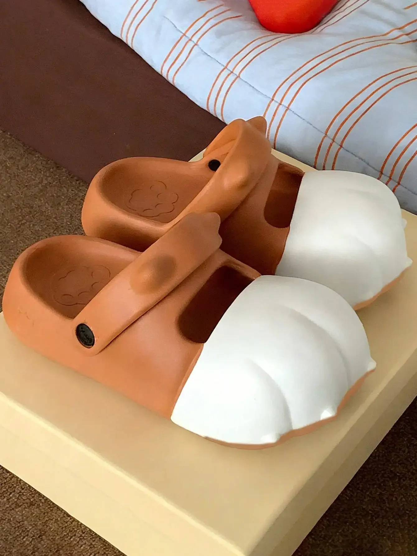 Sommer Neue Plateau-Pantoletten für Damen, modische, weiche EVA-Pantoletten mit Farbblockierung und geschlossener Zehenpartie, Outdoor-Strandschuhe, Katzen-Tabby-Muster – Detail 4
