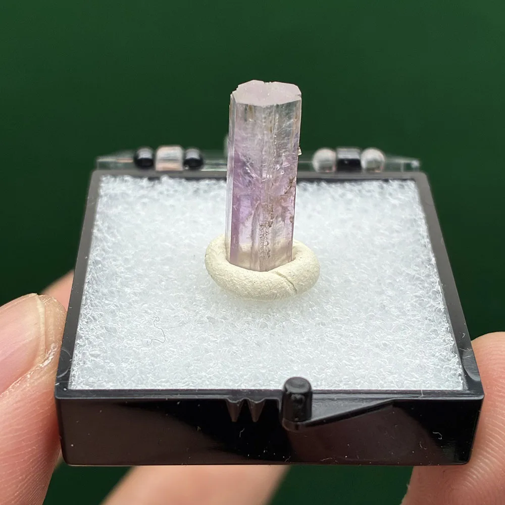 

A1-2A 100% Natural Purple Aragonite Mineral Specimens Stones and Crystal s Healing Crystal Box size:35*35*35 mm