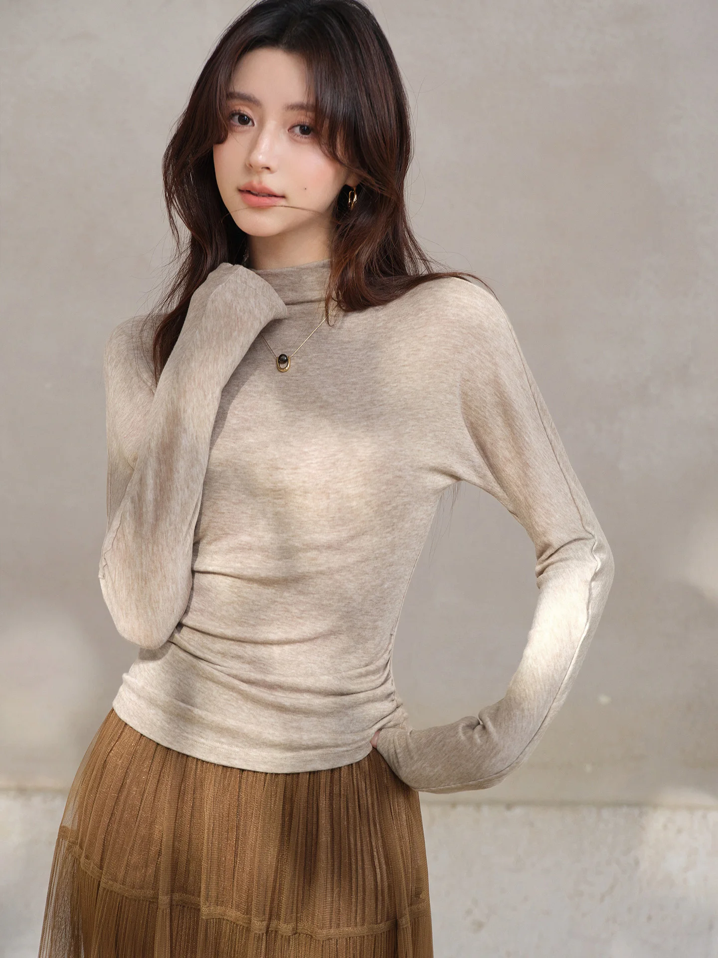 Camiseta elegante de manga larga de punto suave para mujer, cuello simulado, capa Base ajustada, camiseta interior cómoda para otoño e invierno, ropa informal