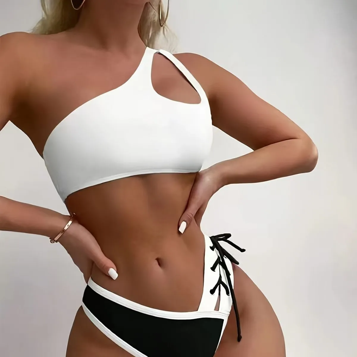 KNOW DREAM2024 New Solid Color Thin Rope Design Women\'s Split Bikini Set Single Shoulder Hollow Low Waist Bikini