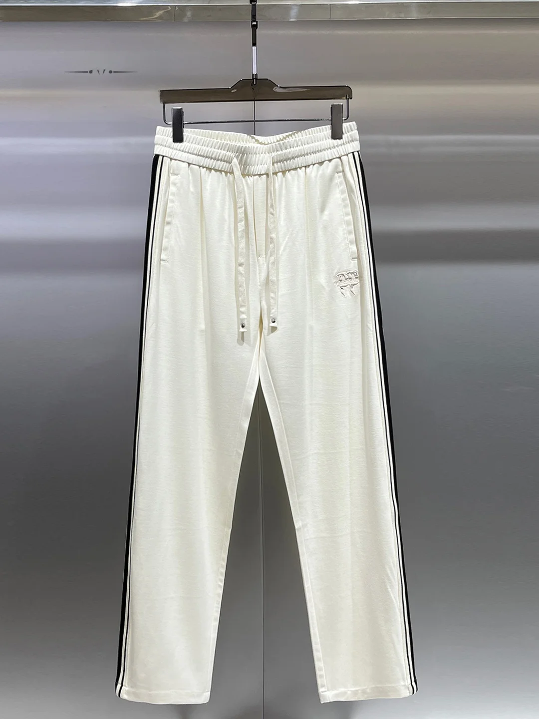 

Comfortable Men's Straight Leg Casual Pants Spring Summer Trendy Brand Side Stripe Rope Tie Sports Pants Versatile Long Trousers