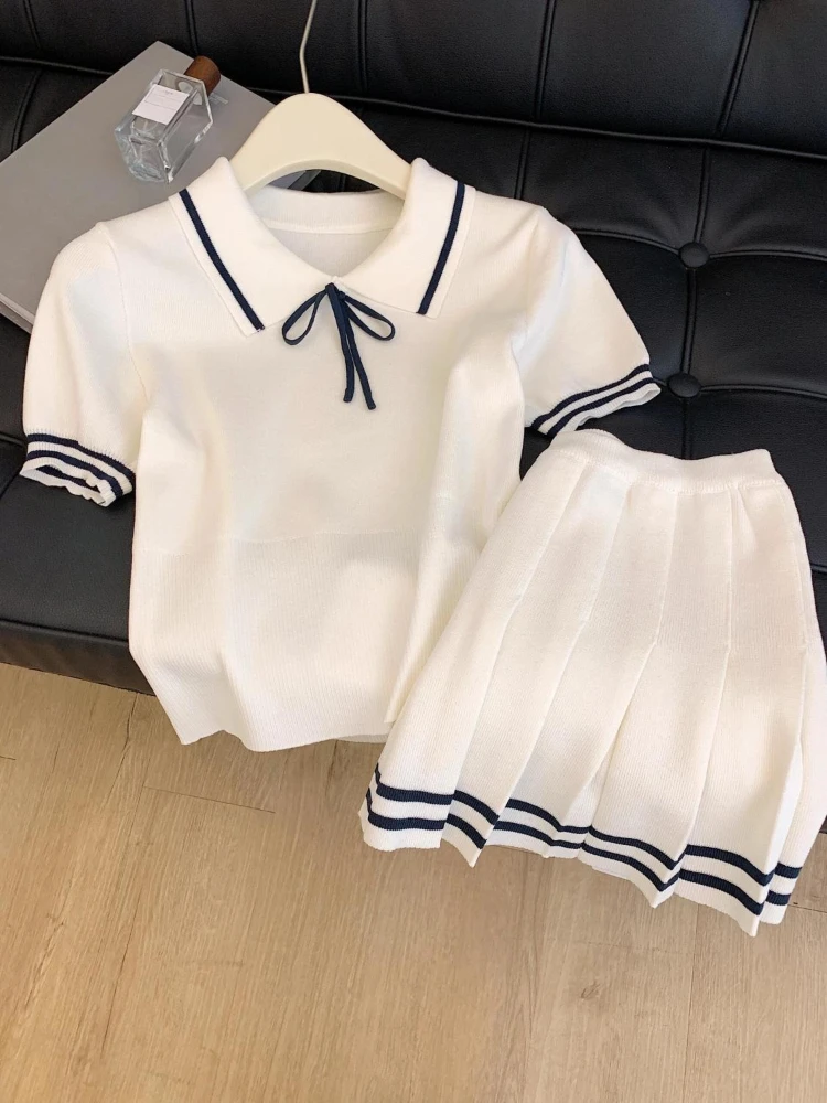 

College Style Elegant New Two Piece Set Women Polo Collar Knitted Top + Slim Pleated Skirt Suit Korean Fashiin Design Causal Set