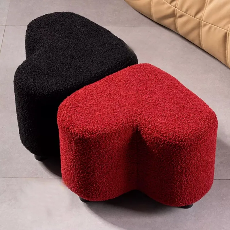 

Nordic Light Luxury Heart-shaped Small Stools Living Room Coffee Table Shoe Change Sofa Stool Creative Lamb Wool Love Low Stool