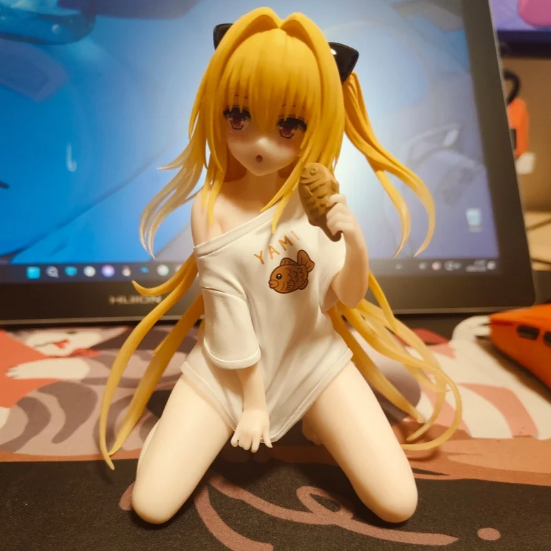 

Оригинальная фигурка Golden Darkness Prize в наличии, в позе на коленях, в ночном костюме, из аниме To Love Ru Darkness, для декора дома