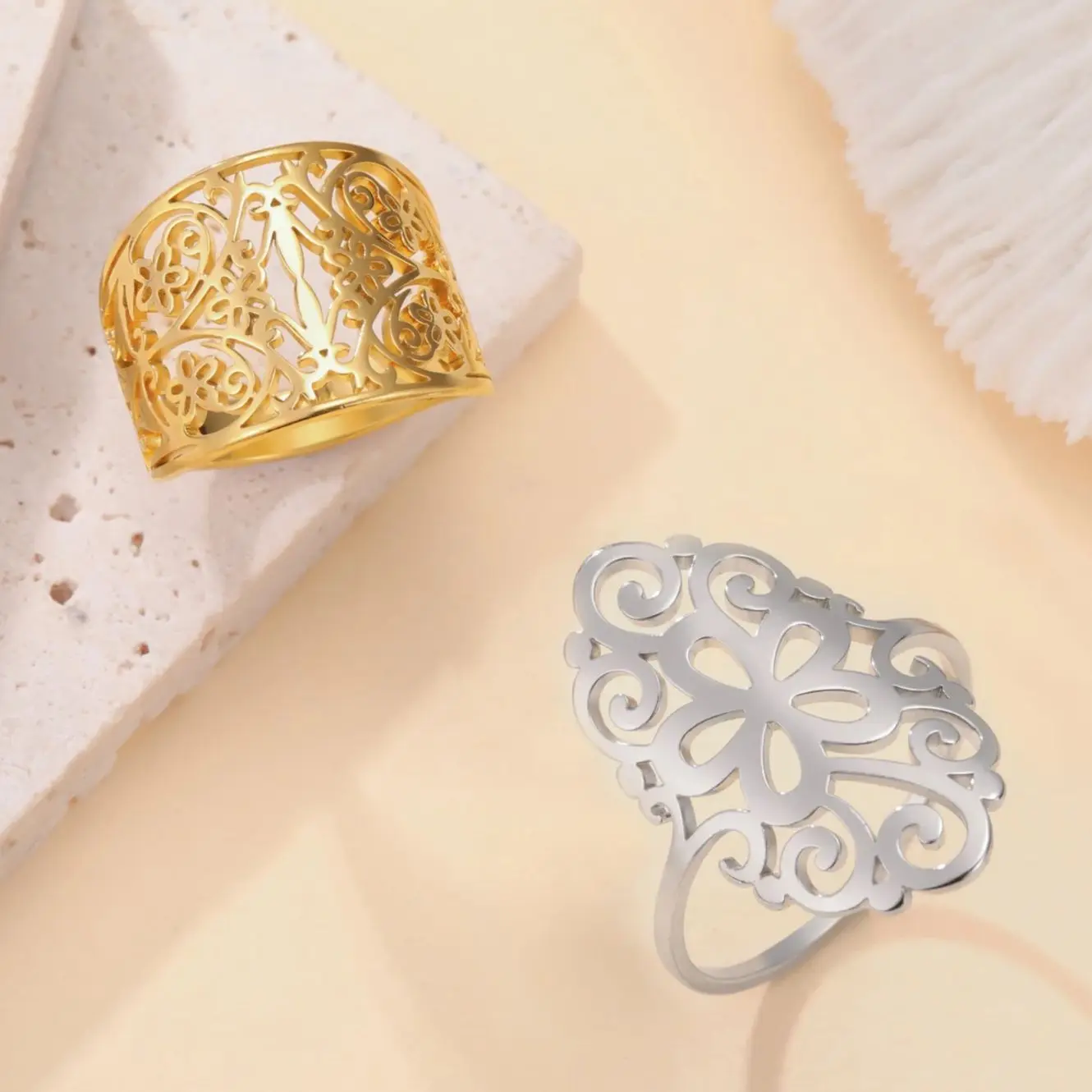 LIKGREAT Hollow Filigree Flower Finger Ring for Women Couple Stainless Steel Fashion Design Jewelry Boho Trend Birthday Gift