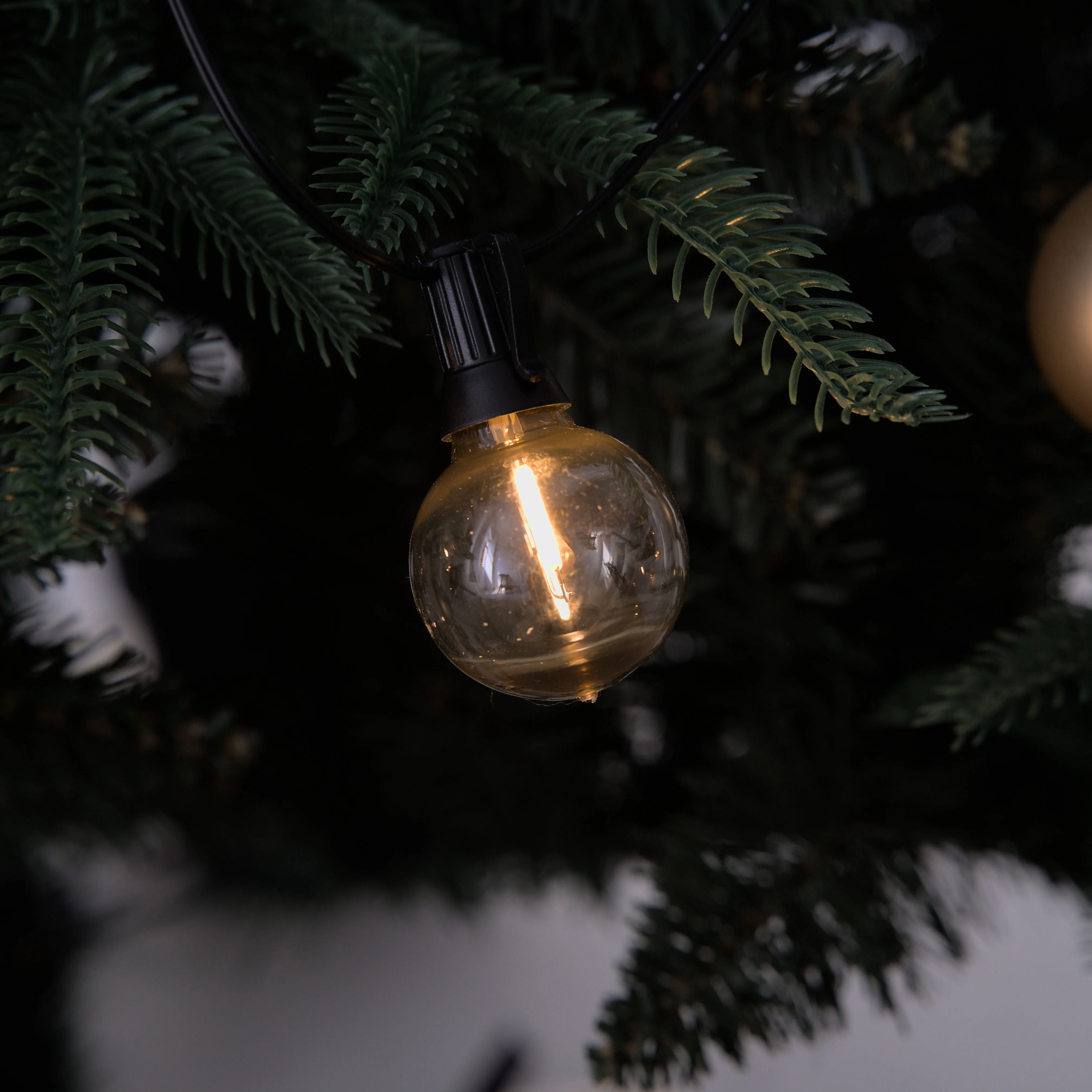 سلسلة أضواء LED شفافة باللون البني G40 تعمل بالطاقة الشمسية ومقاومة للماء، مثالية للحديقة والزفاف وديكور مهرجان العطلات #4