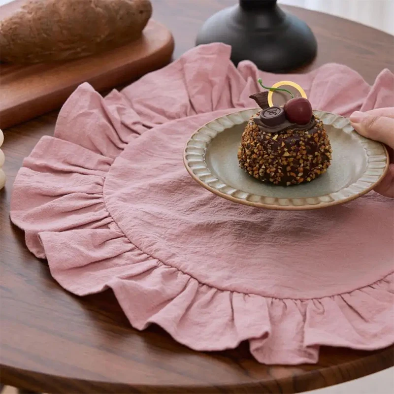 Retro Style Cotton Solid Color Circular Placemat With Ruffle Edge Decoration Suitable For Afternoon Tea Kitchen Table Decoration