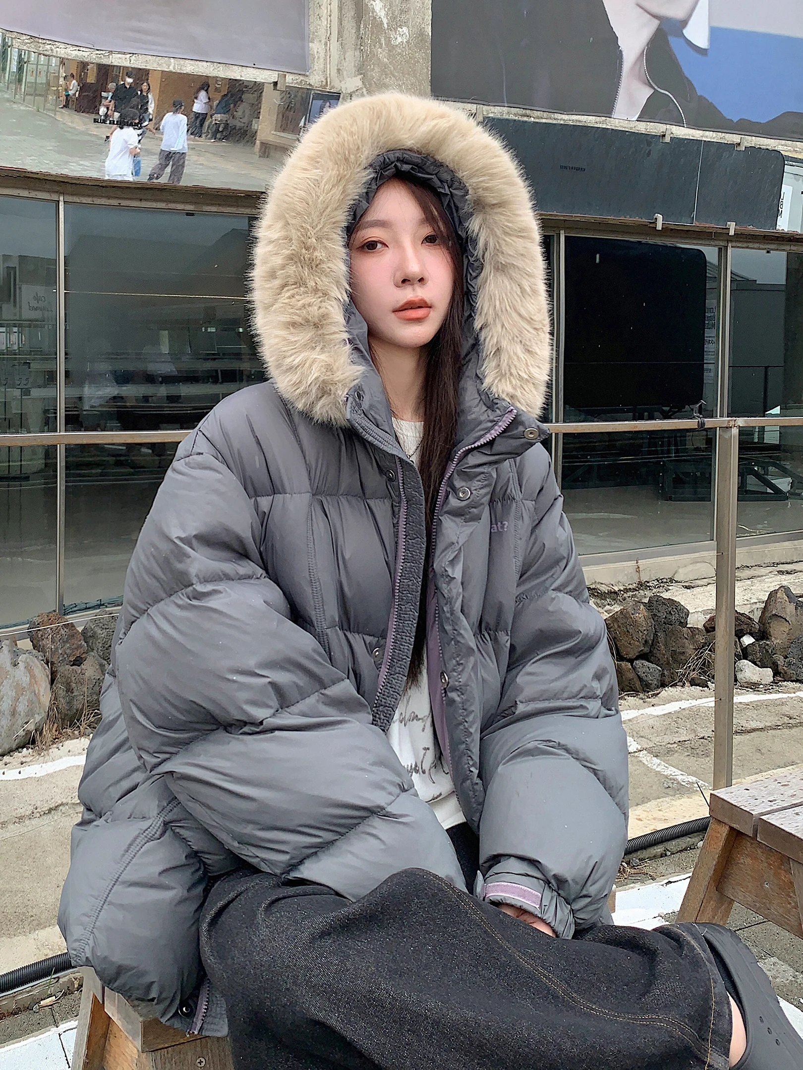 

Зимняя теплая куртка-пуховик с капюшоном и большим меховым воротником, 90% белый пух, для пар, женская, свободный крой, корейский стиль, экологичная