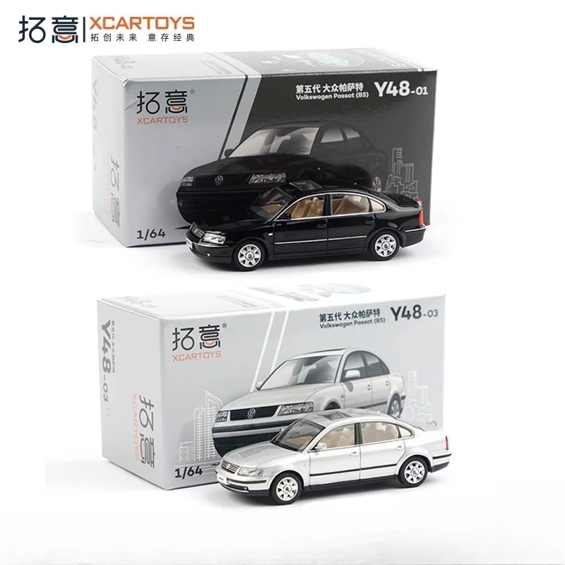 

Diecast 1/64 Scale Fifth-generation VW Passat Alloy Car Model Collectible Toy Gift Souvenir Display Ornament