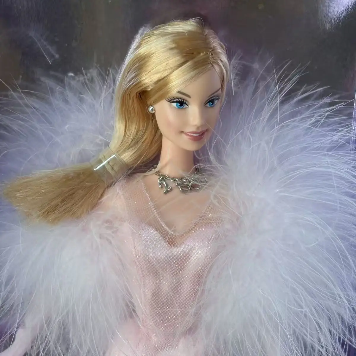 Genuine Limited Edition And Out Of Print Barbie Avon Rose Splendor Barbie Spring Bouquet Limited Collection