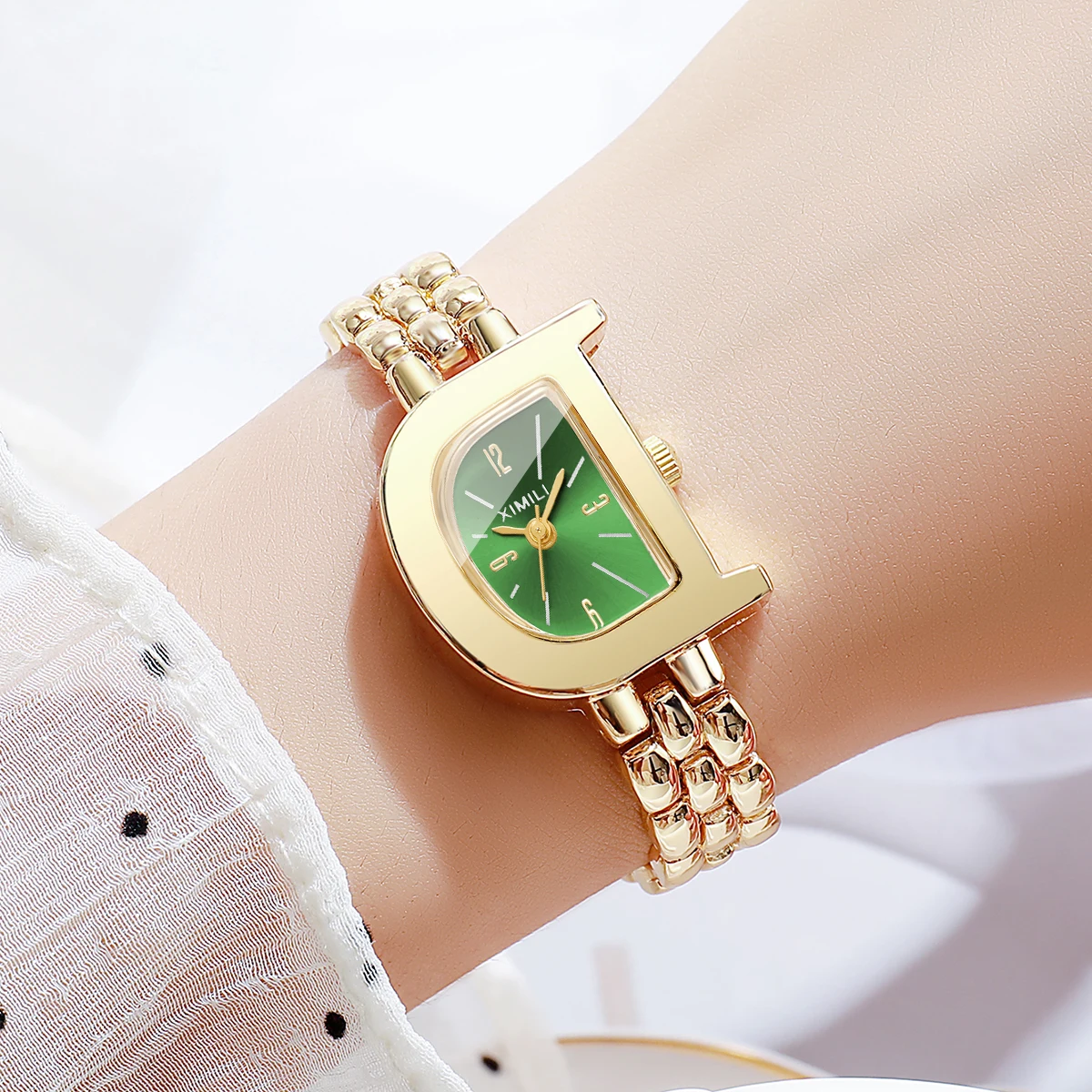 Elegant D‑Shape Gold Women Quartz Watch Stainless Steel Bracelet Ladies Dress Wristwatches Clock Relogio Feminino（Without Box）
