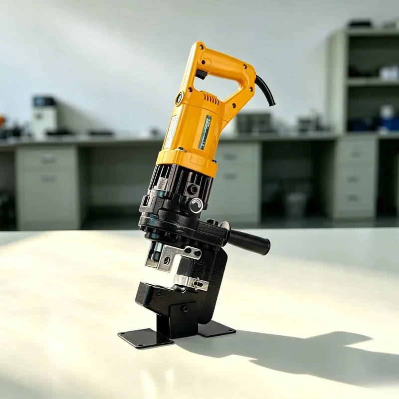MHP-20S Hand Hold Electric Hydraulic Hole Punching Tool Portable 1800W Single Hole Puncher
