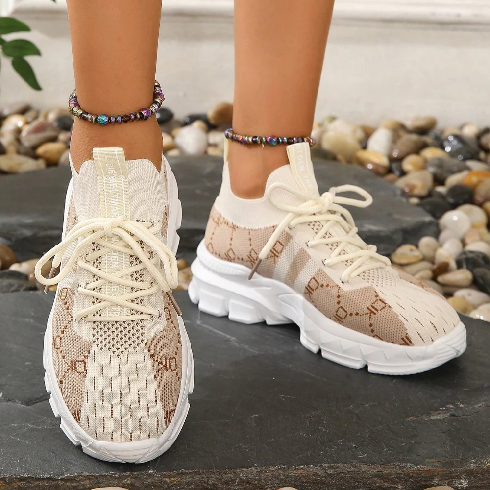 2024 Fashion Ladies\' Fashionable Plus Size Color Block Breathable Versatile Mesh Running Shoes Sports Shoes