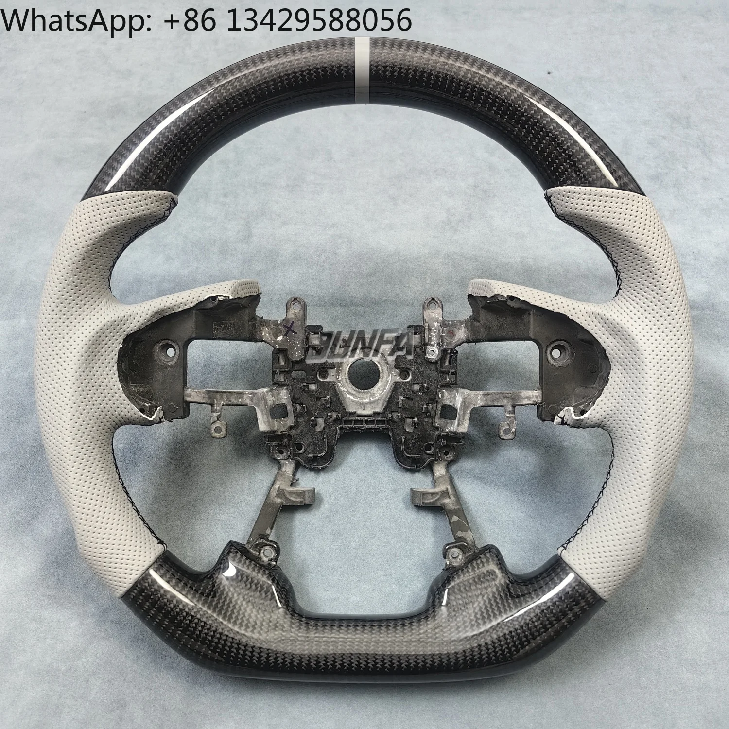 

For Honda Civic 10th Generation LED Light Carbon Fiber Sports Steering Wheel Modification CustomFit Car Steering Wheel