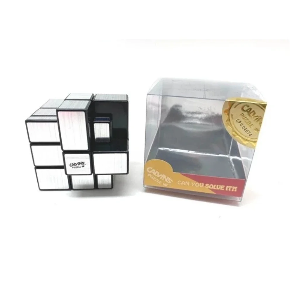 Calvin's Puzzle 3x3 Cube Grey Mirror Illusion Siamese II (ตัวเครื่องสีดํา, ป้ายสีทอง) ในกล่องใสขนาดเล็ก Cast เคลือบ Magic Cube ของเล่น