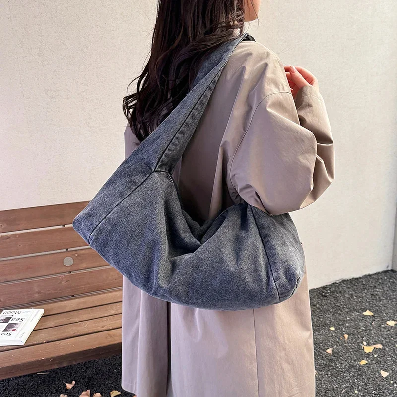 

Korean Style Trendy Tote Bag Women's Denim Bag Large Capacity Underarm Bag 2025 New Student Commuter Shoulder Bag