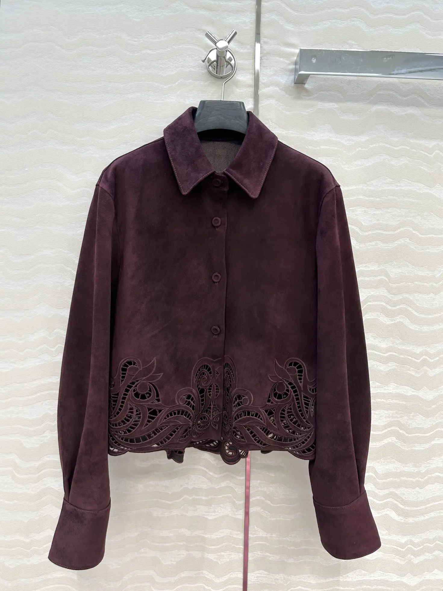 Dames kant borduurwerk suède schapenvacht jas turn-down kraag lange mouw enkele rij knopen vintage damesjas