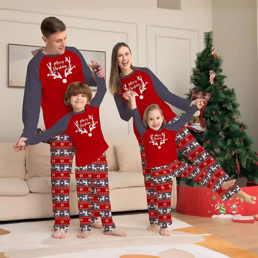 

Christmas family photo set for adults and children, parent-child pajamas, 2025 Fashion long-sleeved cotton Halloween home wear