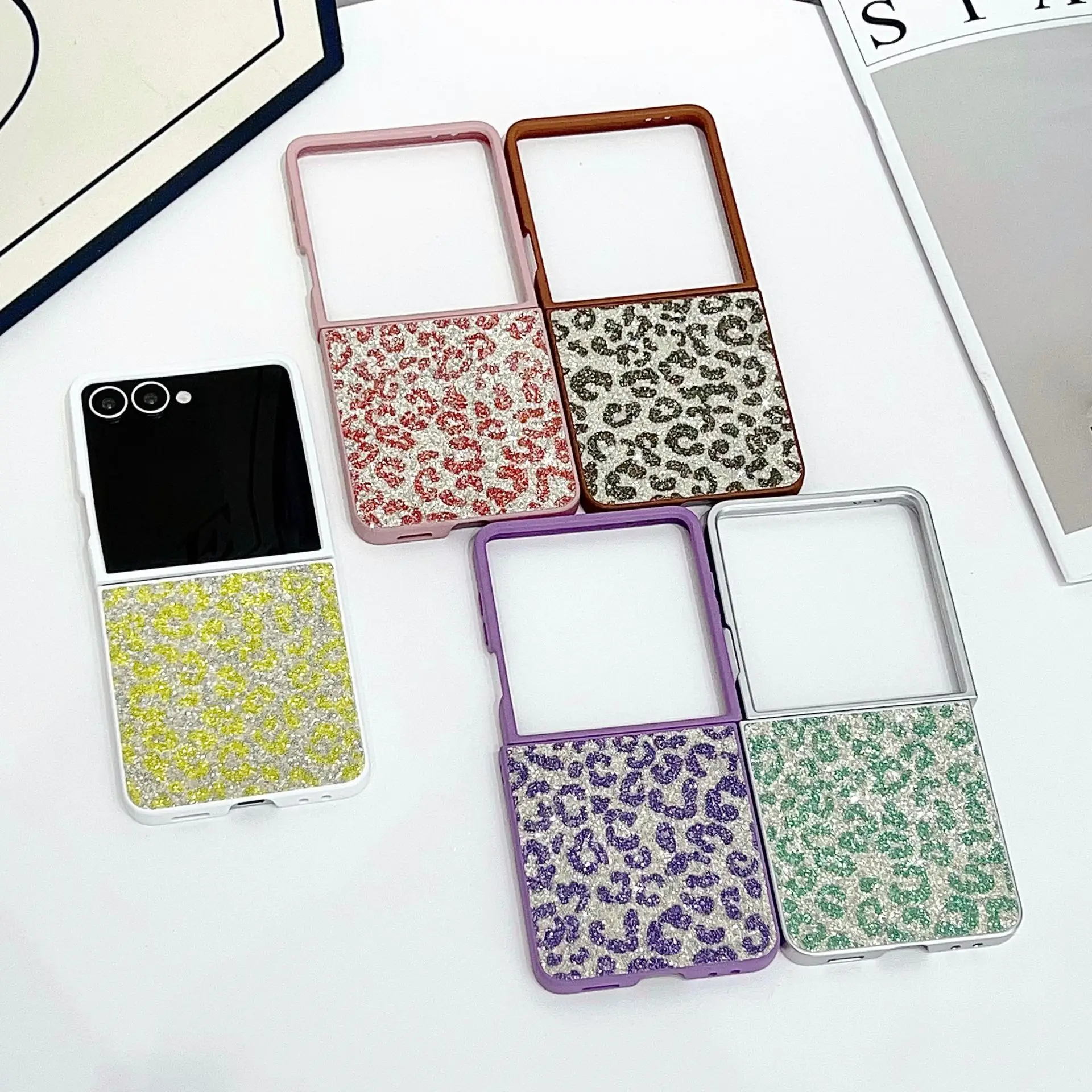 

Леопардовый красочный чехол для телефона Samsung Galaxy Z Flip 7 6 5 4, защитная задняя крышка для ZFlip5 ZFlip6 ZFlip7, чехол