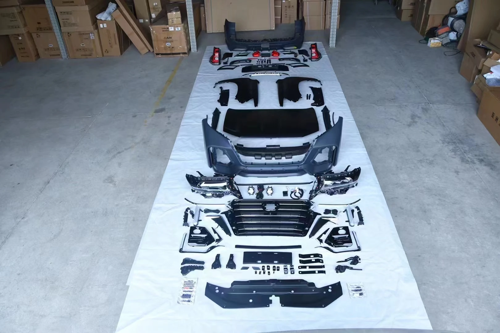 PP ABS Body Kit Front Rear Bumper Grille For Toyota Prado 10‑17 Upgrade To 2022 Style Auto Exterior Modification Parts