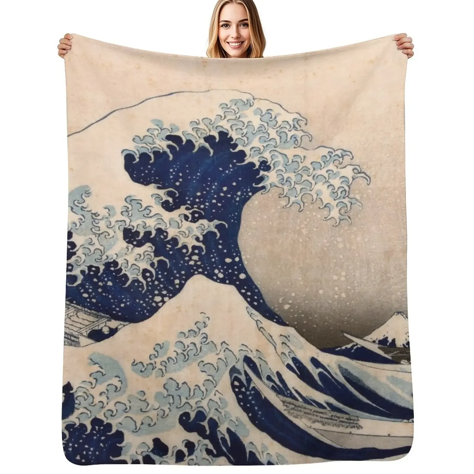 

Classic Japanese Great Wave off Kanagawa by Hokusai Wall Tapestry Traditional Version HD High Quality Throw Blanket