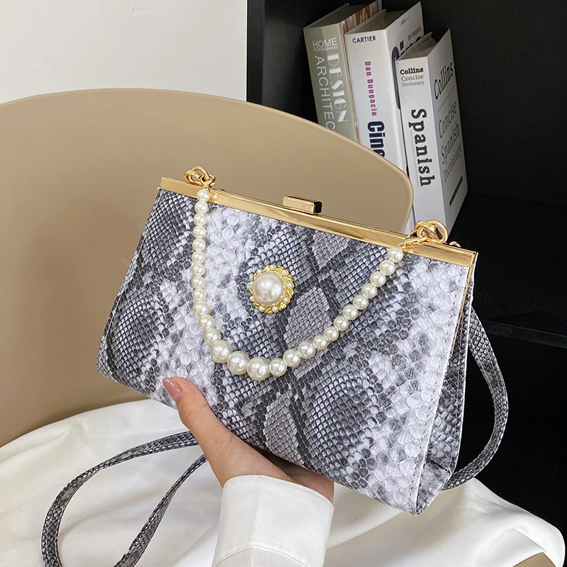 

New Luxury Women's High quality PU Shoulder Bags Floral Pattern Metal Frame Purse with Adjustable Chain Crossbody Strap Handbags
