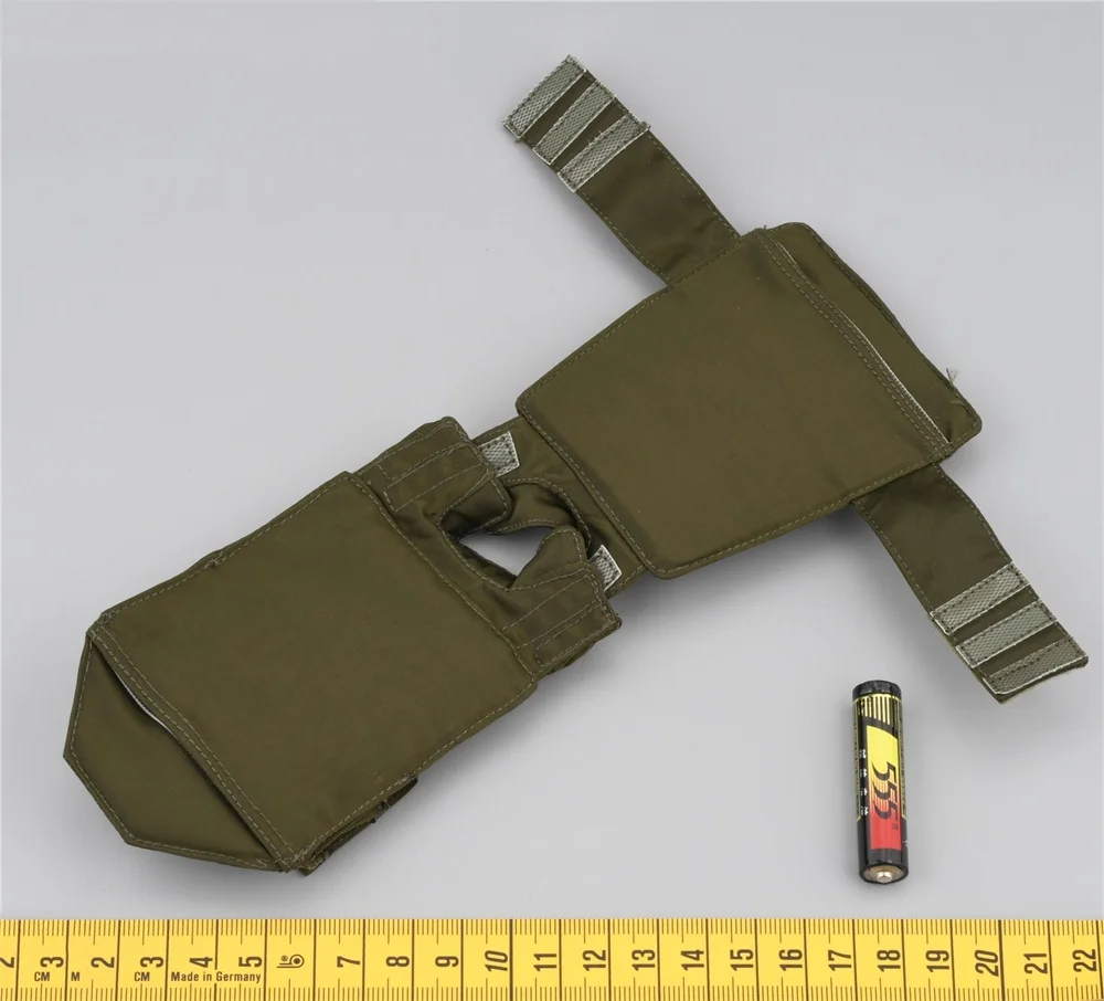 UJINDOU Skala 1/6 Figurka Żołnierza Rosyjskiego z Metalowym Hełmem z Wewnętrzną Siatką, Czapka Beret, Kamizelka Kuloodporna, Zabawki dla Figur 12-calowych