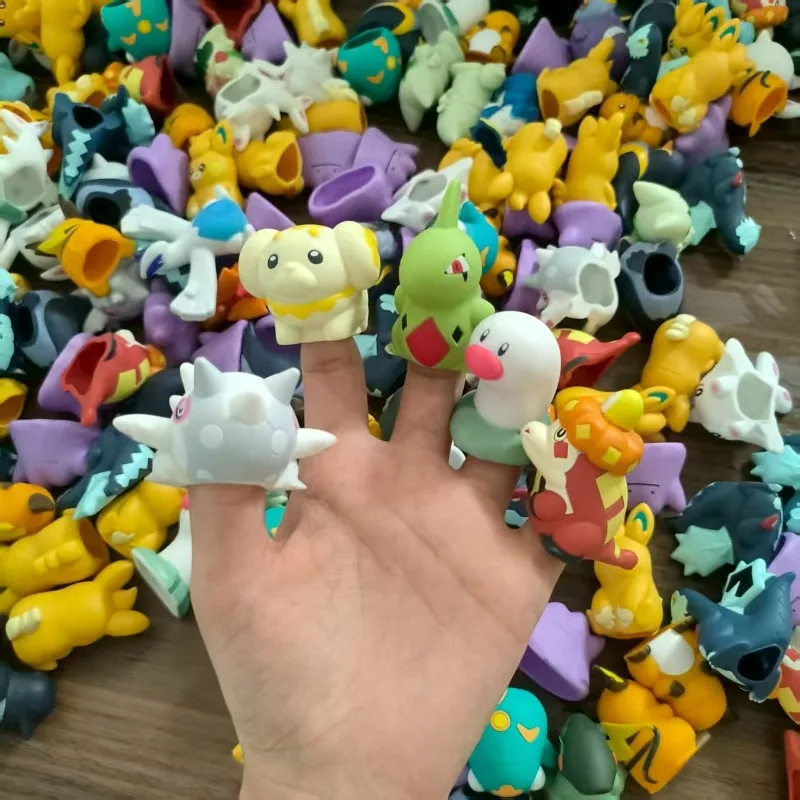 Pokémon Finger Doll Eevee Pikachu Personaggi anime Squisito Action Figure Modello Giocattoli Regali