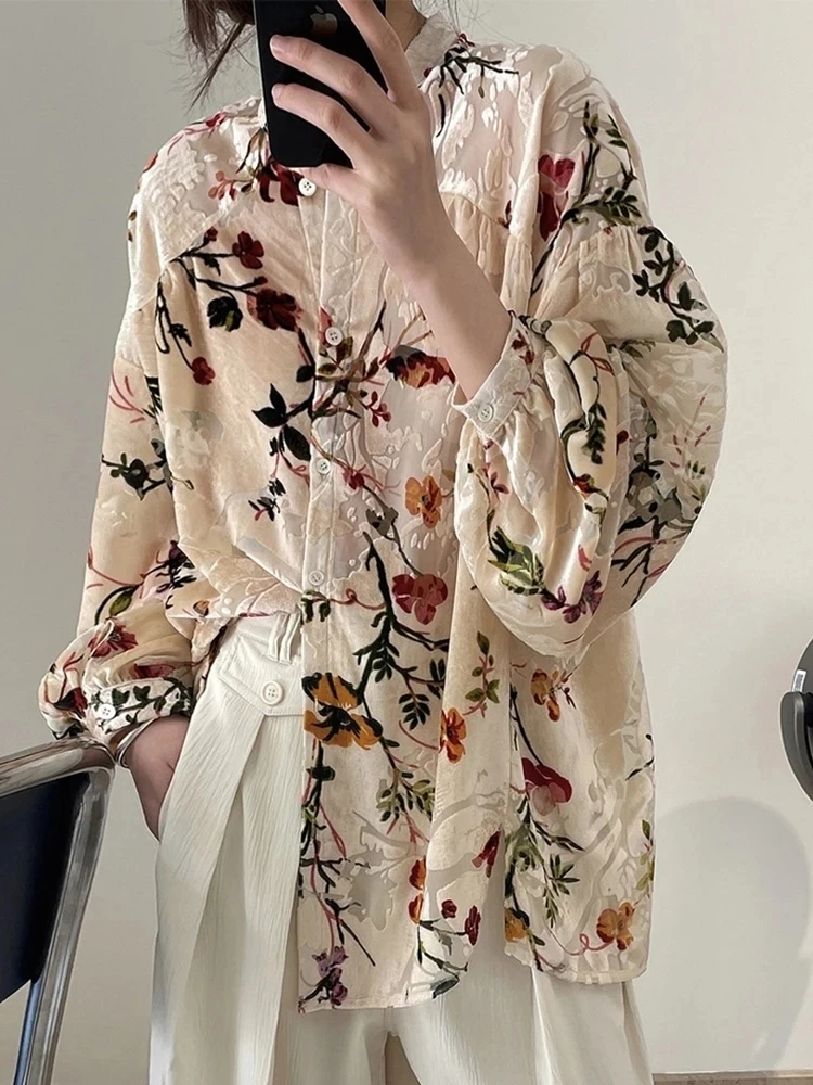 [LANMREM] Flower Print Velvet Embroidery Shirt For Women O-neck Single Breasted Long Sleeve Casual Loose Tops 2024 Autumn New