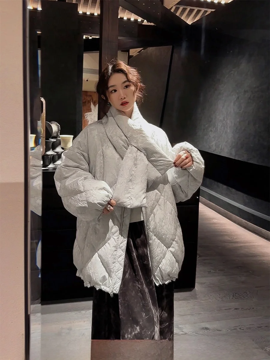 

Женская пуховая куртка Sanji Bla Flower с круглым вырезом и объемным дизайном, зима 2024, модное универсальное пальто в корейском стиле