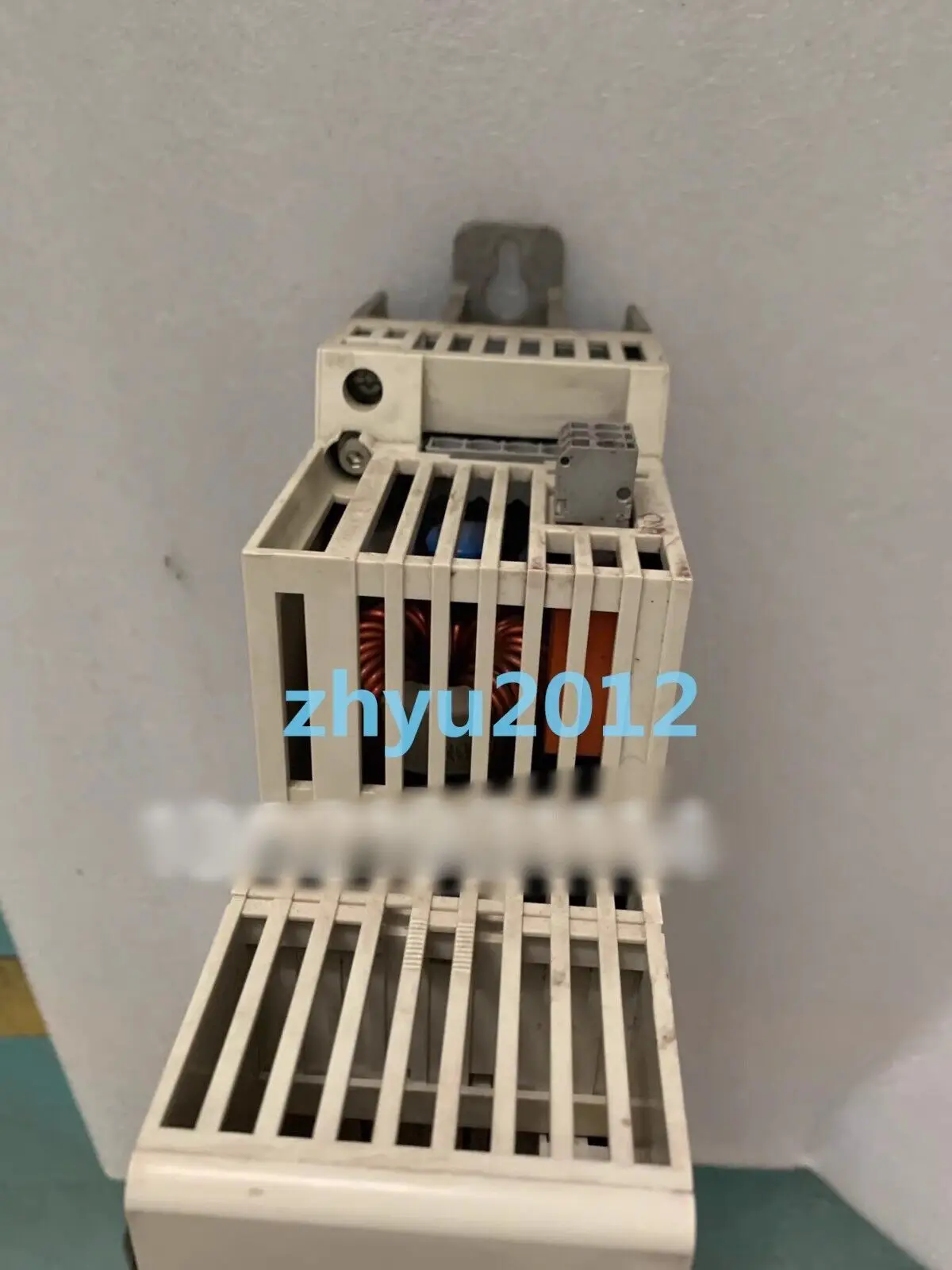 1 pièce pour test 100%, Easter AVHCE3024SBS