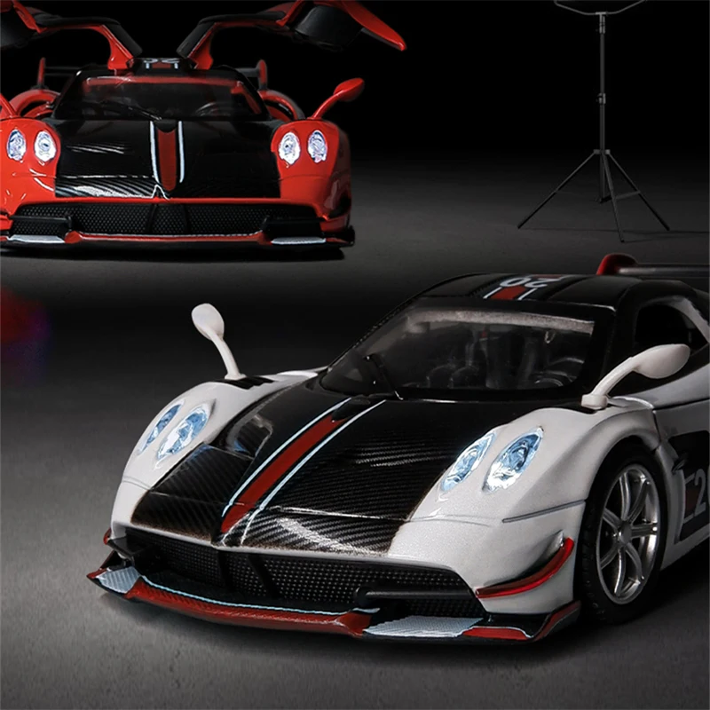 1:32 Pagani Huayra BC โลหะผสมโมเดลรถยนต์ Diecast โลหะของเล่นโมเดลรถยนต์สปอร์ตโมเดลรถยนต์คอลเลกชันเสียงและแสงจำลองของเล่นเด็กของขวัญ