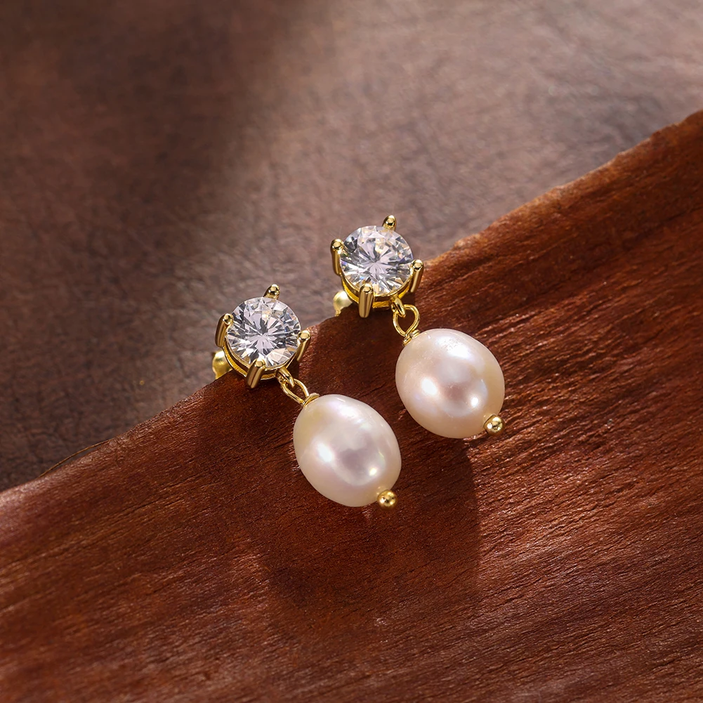 

Kiss Mandy 925 Sterling Silver 8-9mm Freshwater Pearl Drop Earrings Shiny Cubic Zircon Wedding Party Couple Gift Jewelry GPE131