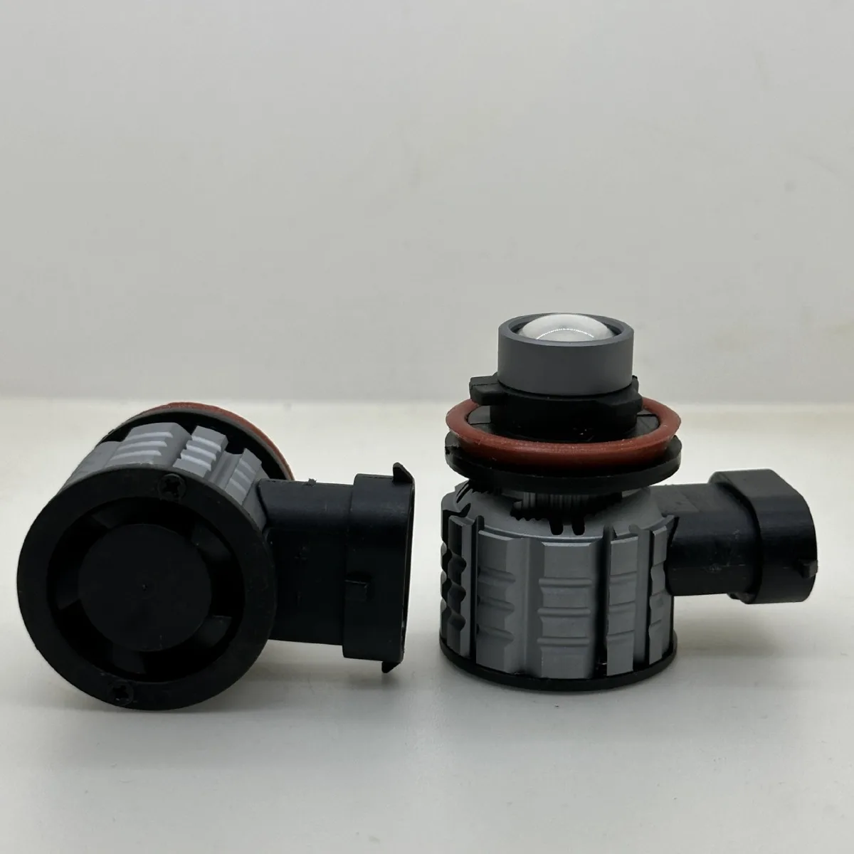 XINTIANGUANG Factory Direct Car LED Headlamps Into Wireless Integrated Headlights Car Fog Lamp H19005/6 Lens