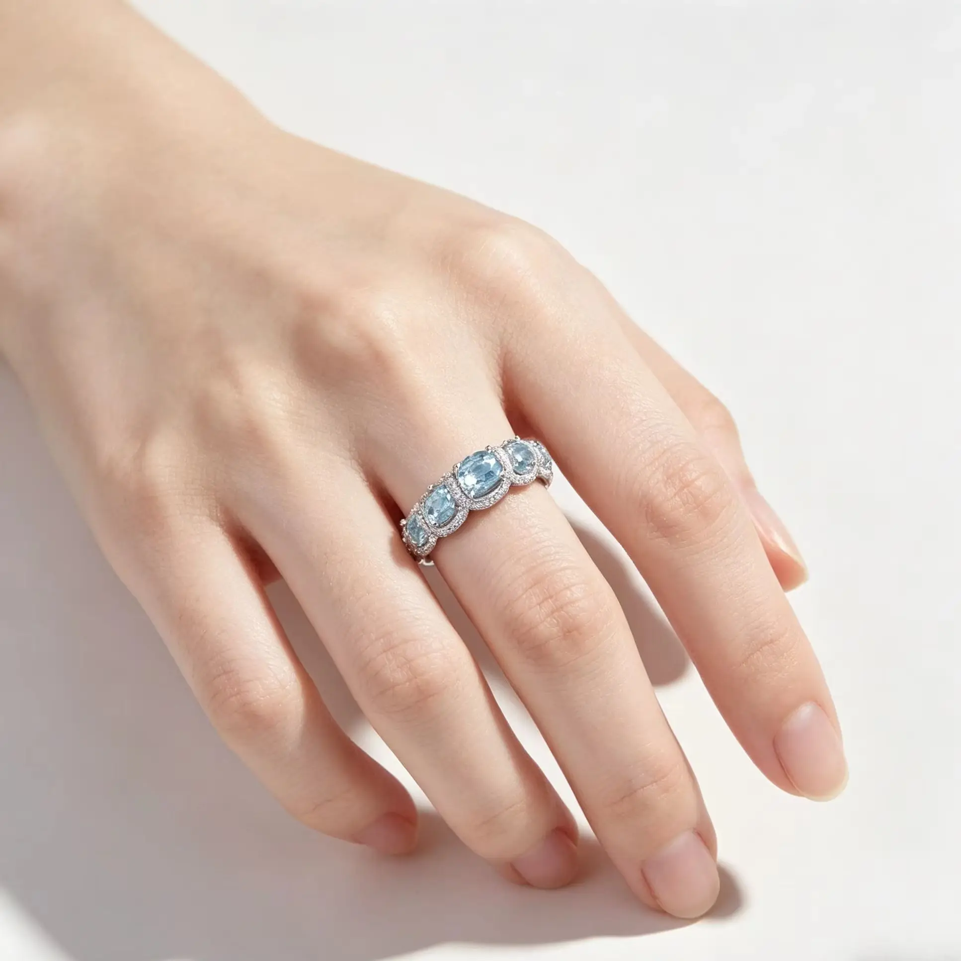 European-style Star River Princess Lace Edged Sea Blue Zirconia Ring -  Silver Set with Diamonds Women's Jewelry
