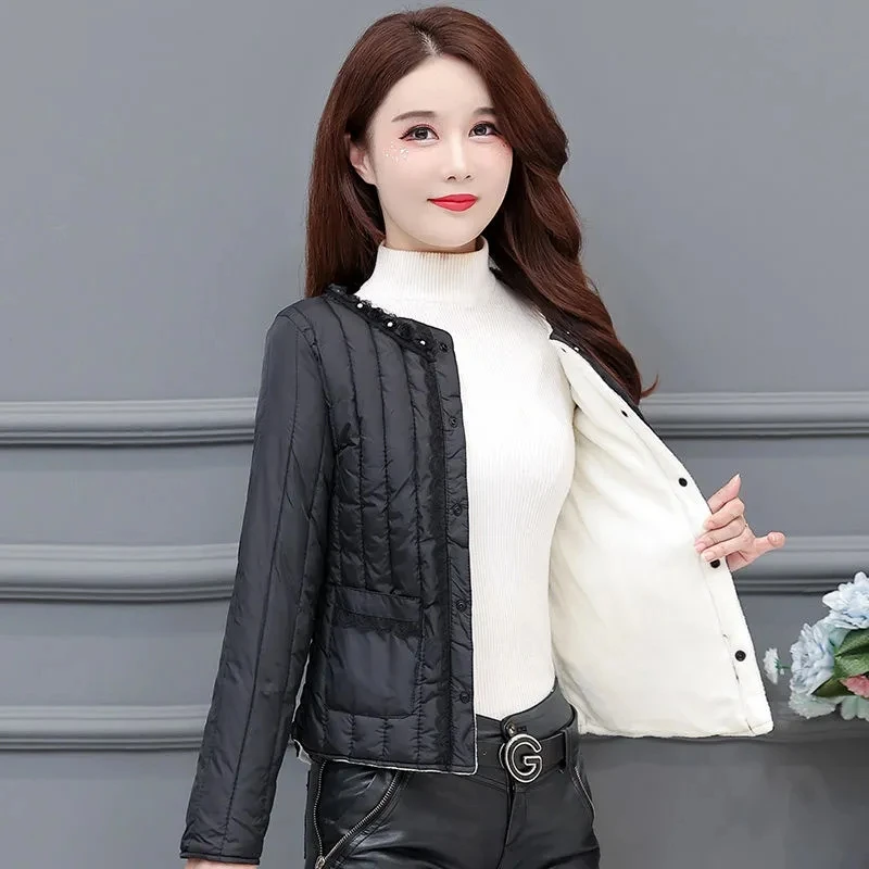 Autumn And Winter Warm Coats 2023 New Female Jacket Women's Lightweight Short Cotton Overcoat Slim Fit Portable Outwear