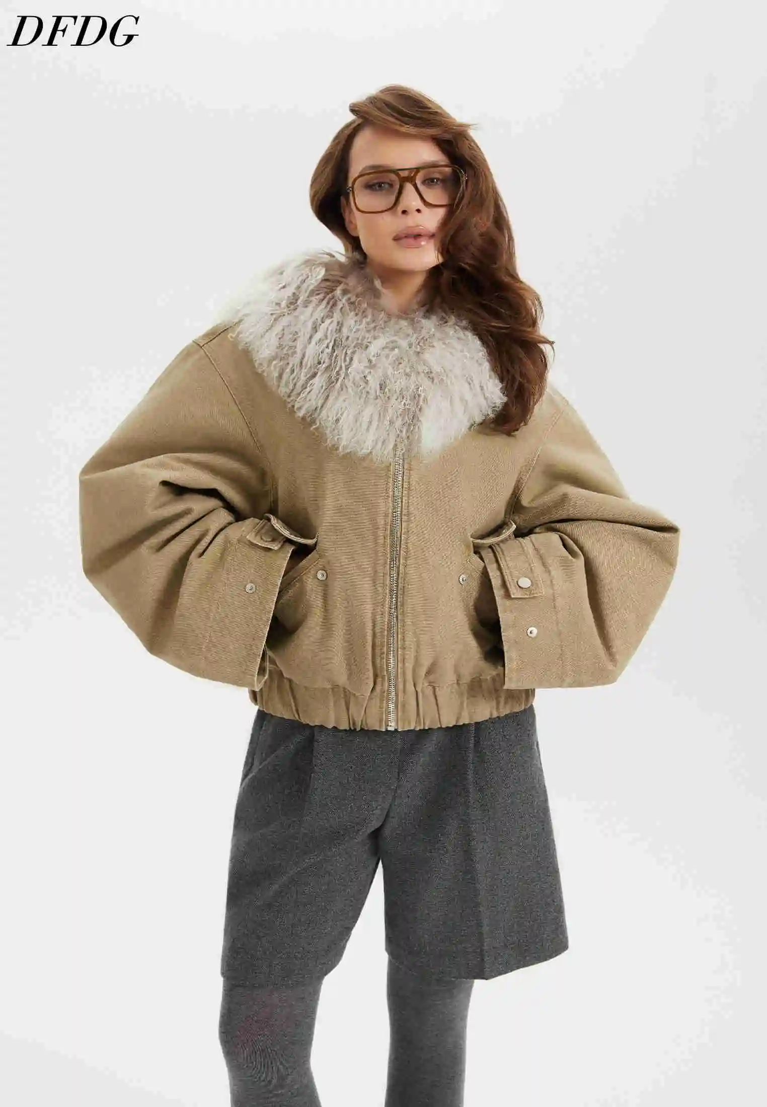 DFDG Women Oversized Faux Fur Collar Cargo Jacket Zip Up Elastic Hem Cropped Winter Outerwear Pockets Street Fashion Coat