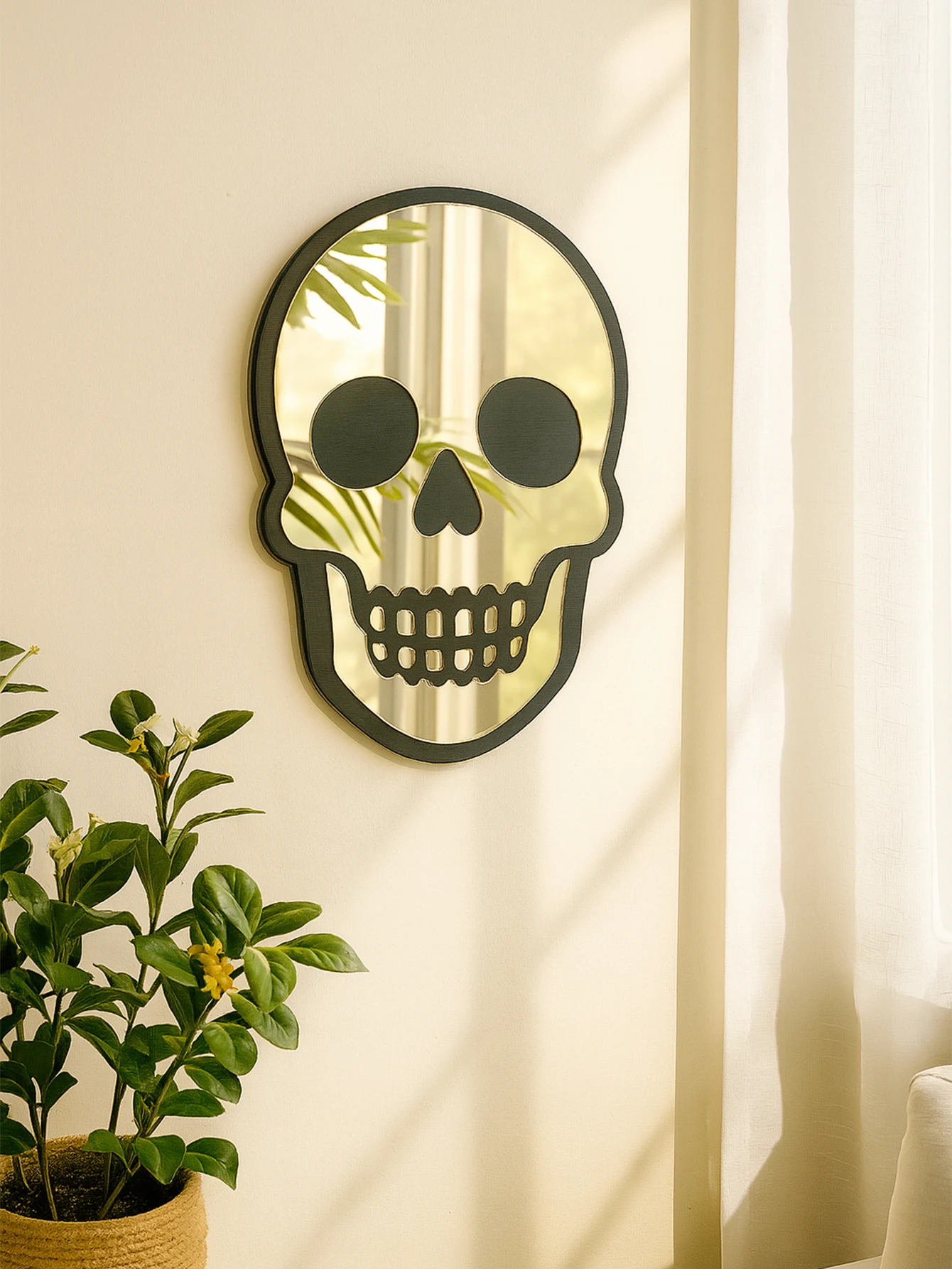 Halloween-Wandspiegel aus Acryl in Totenkopfform, schwarzer Rahmen, Wandbehang, goldener dekorativer Spiegel für Zuhause, Wohnzimmer und Schlafzimmer, Geschenk