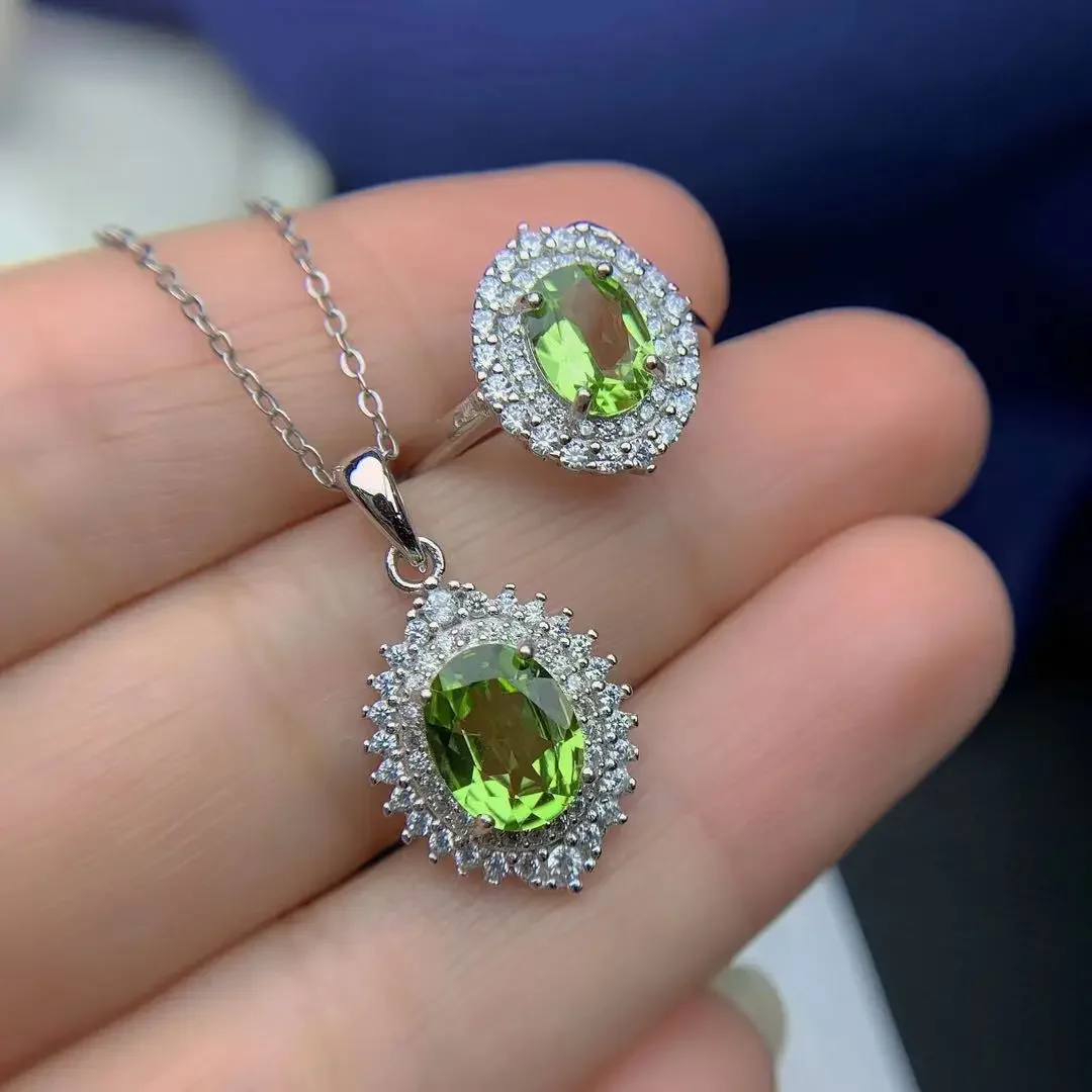 

100% Natural Peridot VVS Grade 925 Silver Peridot Jewelry Woman Brithday Gift 925 Silver Set Ring Necklace Pendant 6mm *8mm