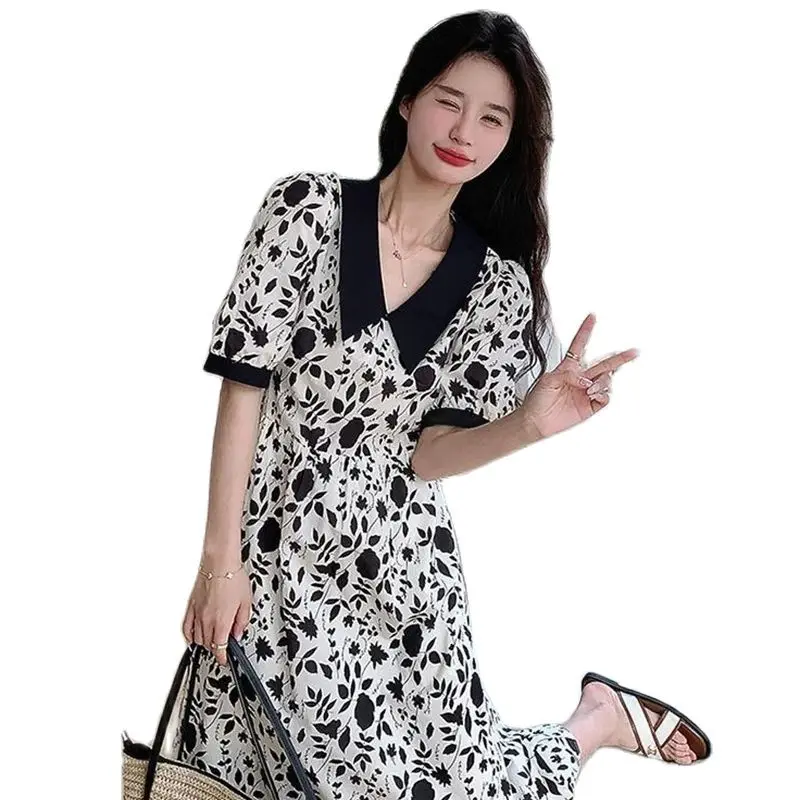 

Women Clothes French Casual Style Gentle Attractive V-Neck Thin Breathable Dresses Short Sleeve Black And White Mid-Calf Length