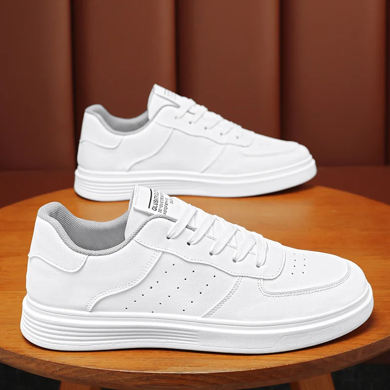 

Men's Casual Leather Shoes New Style Breathable White Sneakers Fashion Men Versatile Flat Vulcanized Shoes Zapatillas De Deporte