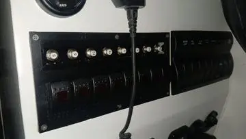 

8-switch panel with lid 24v